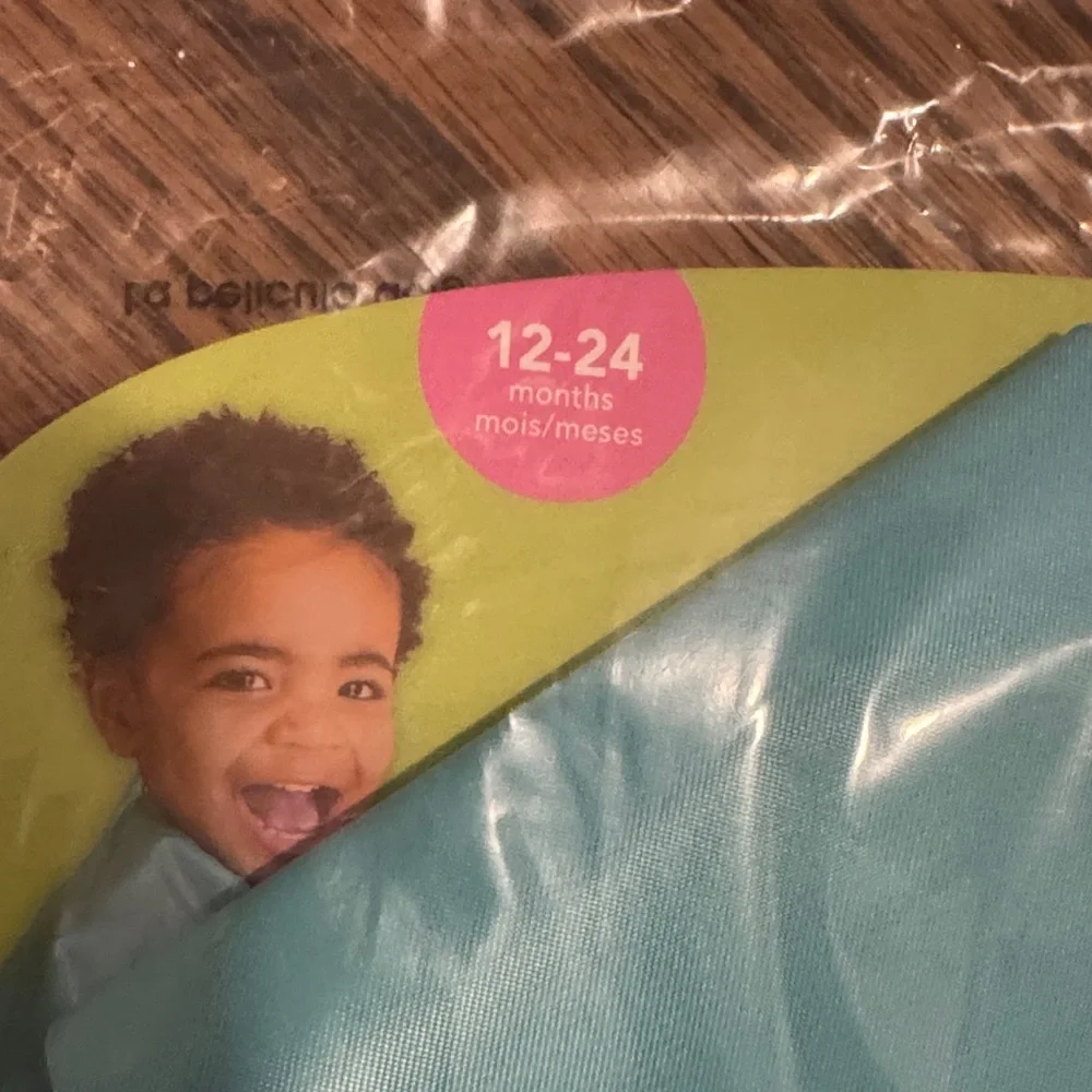 Green Sprouts Long Sleeve Bib NWT 12-24 m